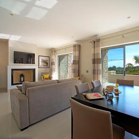 Pine Hills Cristal By Interhome Appartement